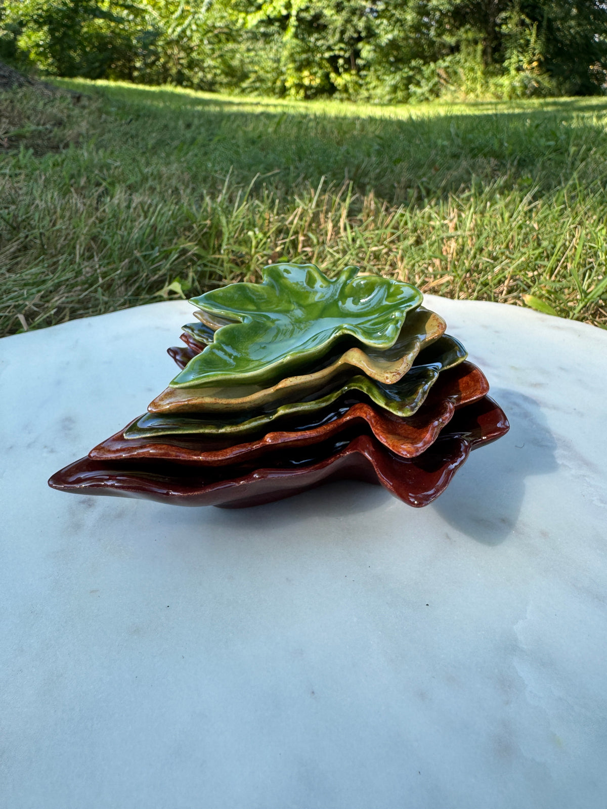 5 piece Nestling Leaf Trays