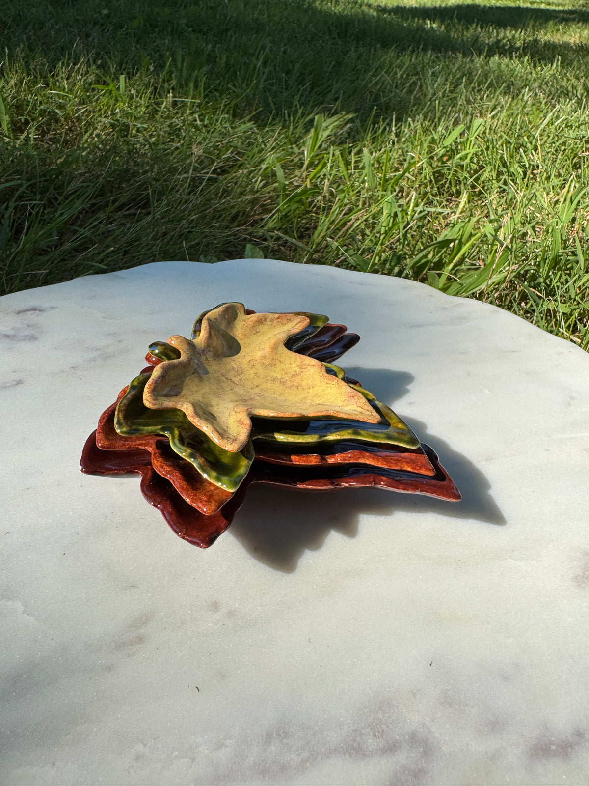 4 piece Nestling Leaf Trays