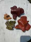 4 piece Leaf decorations
